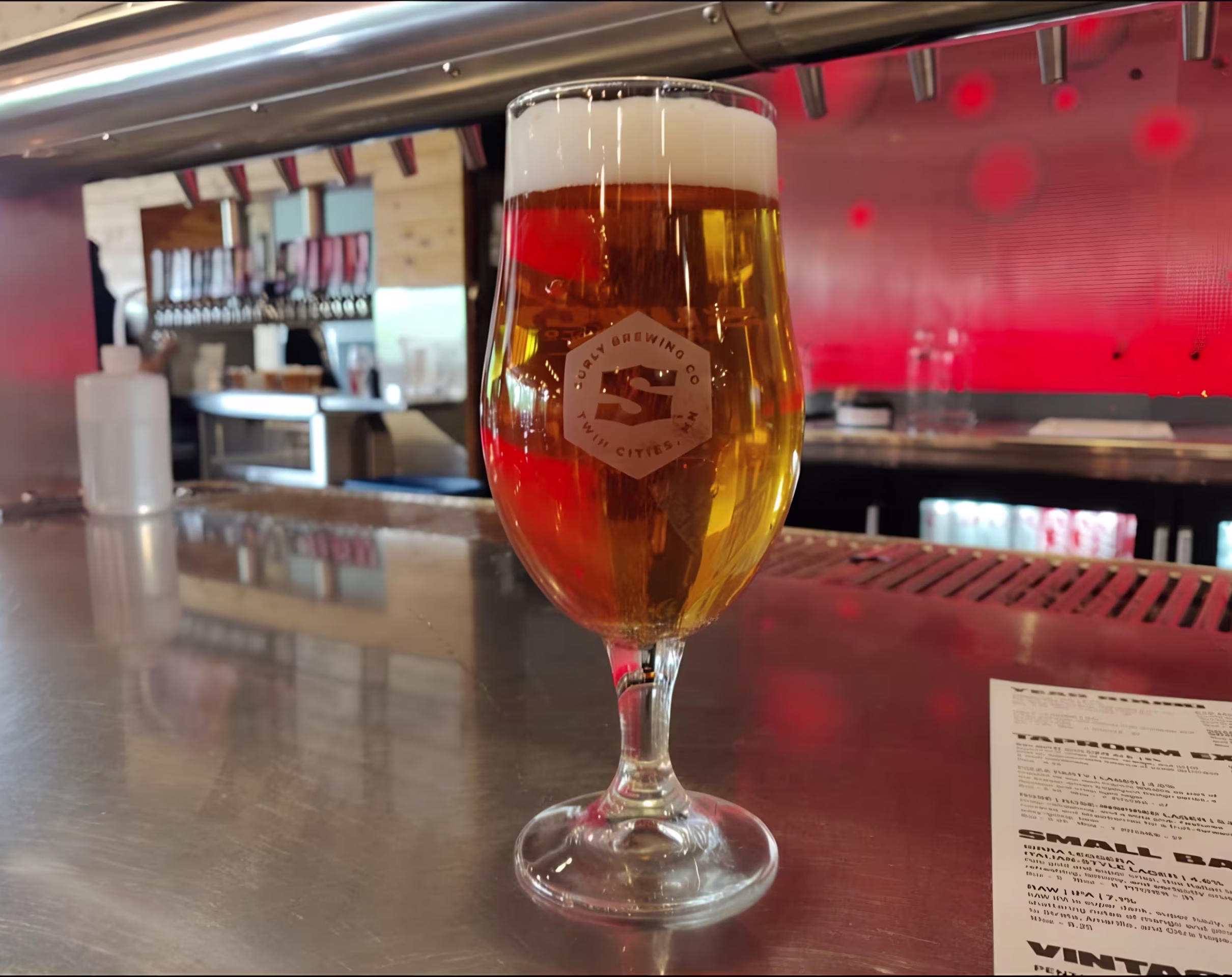 Representacion Surly Dampfbier servida en su tap room